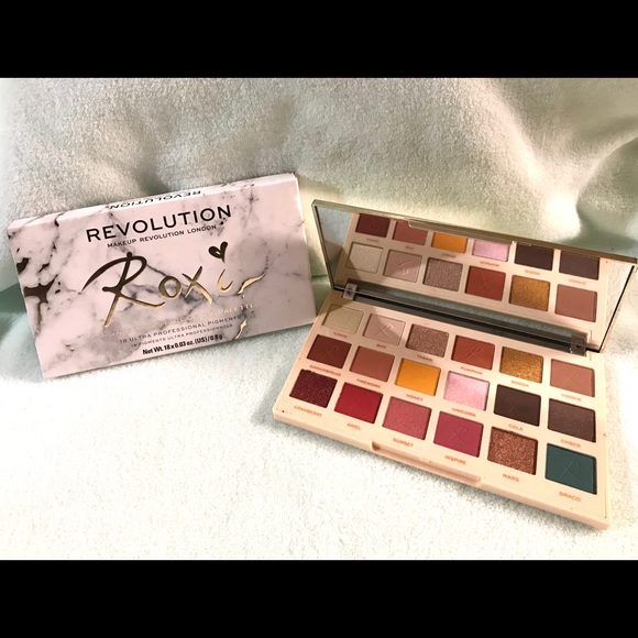 NIB Revolution Roxi Roxxsaurus Ride or Die Palette - Picture 1 of 7